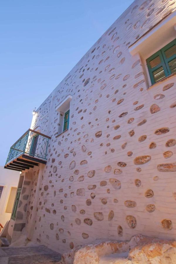 Azura, Traditional Residence In Ano Syros Exteriör bild