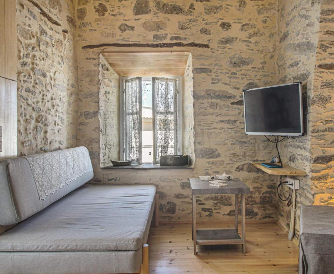 Azura, Traditional Residence In Ano Syros Exteriör bild